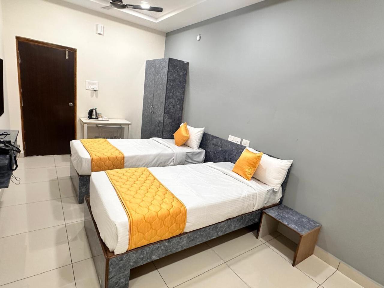 Hotel Aerotel,Hyderabad Shamshabad Exterior photo